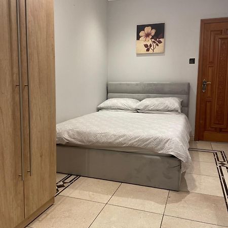 North London Studio Apartment Dış mekan fotoğraf