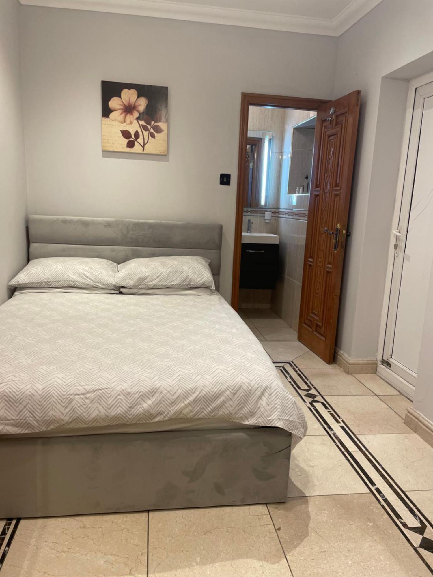 North London Studio Apartment Dış mekan fotoğraf