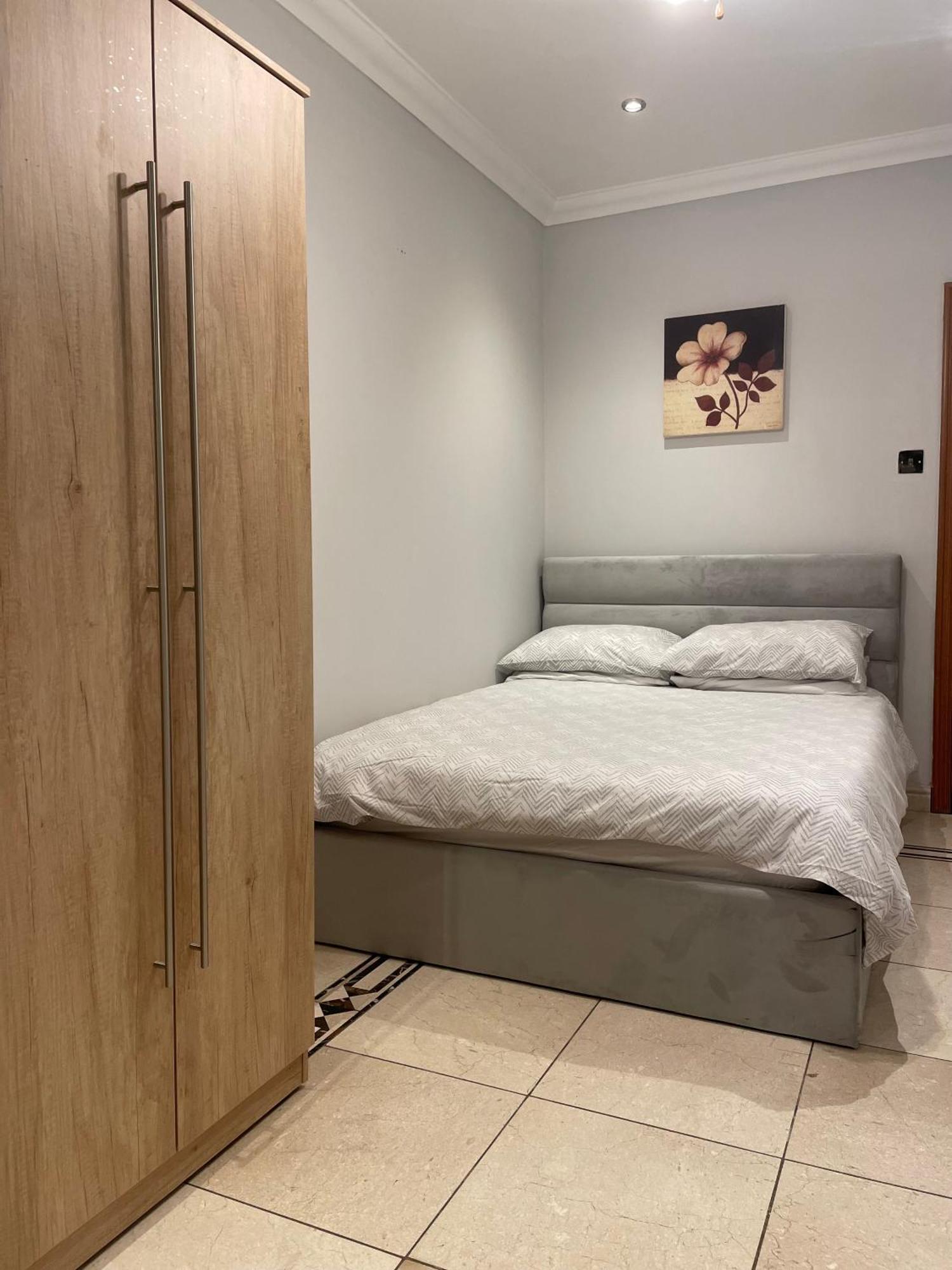 North London Studio Apartment Dış mekan fotoğraf